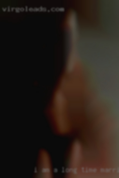 I am a long time married horny lady.